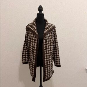 Max Studio Brown & Cream Houndstooth Long Open Knit Cardigan Sweater